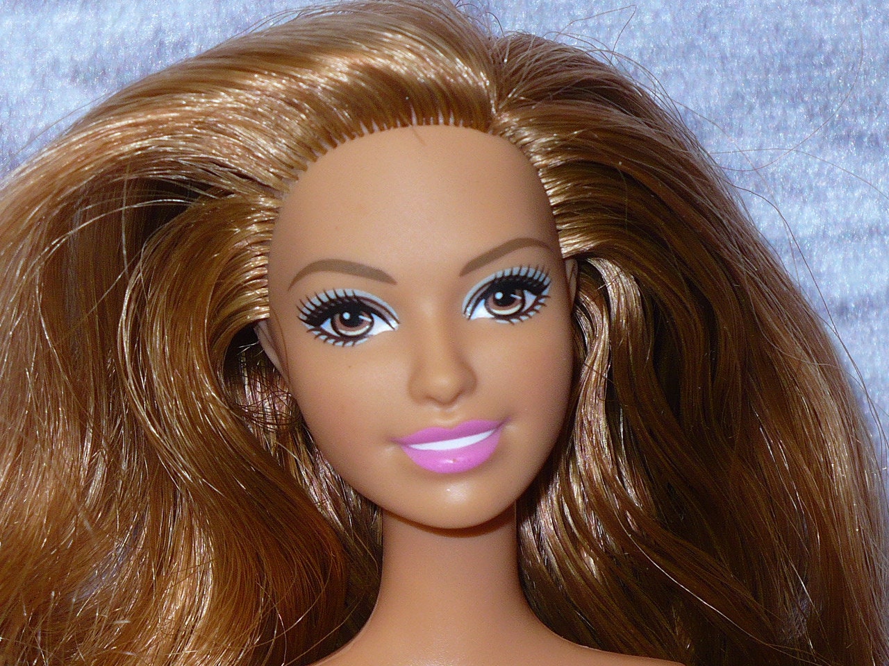 barbie brown hair blue eyes