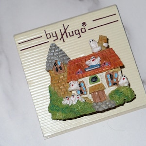 Vintage Hugo HALLOWEEN HAUNTED HOUSE Brooch Pin ~ Vintage Jewelry ~ Halloween Pin Miniature Haunted House Ghosts