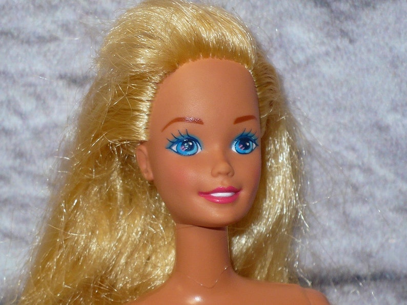 New Barbie Doll Blonde Hair Blue Eyes Pink Lips Straight Arms Legs Nude Barbie Dolls Barbie Contemporary 1973 Now