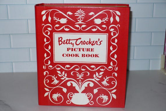 Betty Crocker's Picture Cook Book Five Ring Binder Facsimile Edition Vintage Reprint 1998 Cookbook