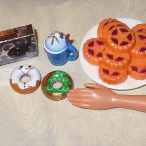 Barbie Doll Accessories ~ Food Kitchen ~ Holiday CHRISTMAS COCOA DONUT Set ~ 12&quot; Fashion Doll Miniature Food
