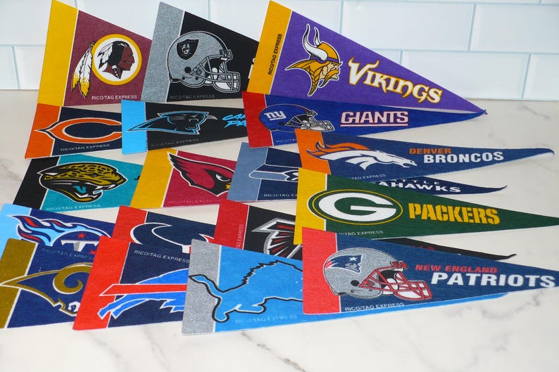 2000's NFL Mini Pennant Flags ~ Football Flags ~ NFL TEAMS ~ 8.5