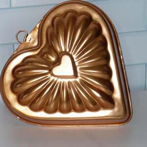 Vintage Copper Jello Mold HEART Shape ~ Wall Hanging Kitchen Decor Farm House Wall Hanger