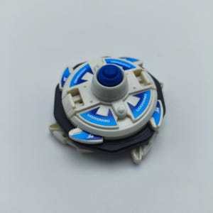 ベイブレードドラグーンV2。タカラトミー 画像 3