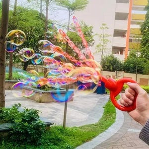 Multi-Hole Bubble Wand