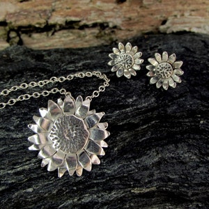 Silver Sunflower Necklace, Layering Necklace, Sterling Silver Flower Necklace, Gift for Her MADE TO ORDER image 3