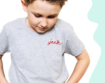 Camiseta Kids Name. Camisa de bordado de puntada de cadena personalizada. Regalos personalizados menores de 40 años. Camisa para niños pequeños con bordado de nombre. Club Chainstitch