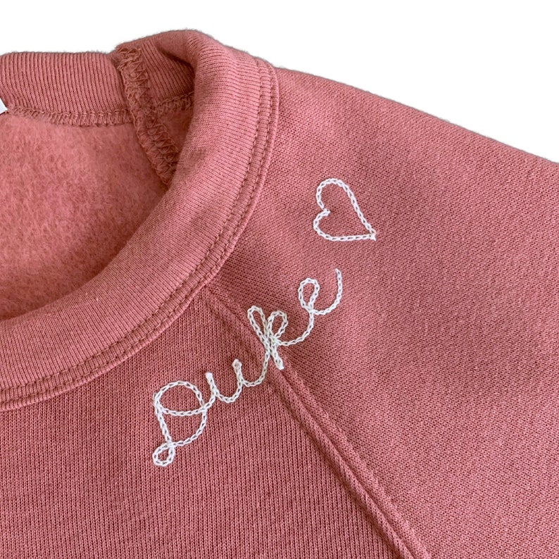 Adult Personalized Sweatshirt with Collar Lettering. City Name Shirt with Cursive Neckline. Personalized Gift. Custom Sweatshirt Embroidery image 2