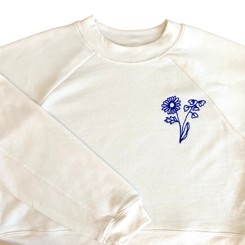 Personalized Birth Month Flower Sweatshirt, Chain Stitch Embroidery Birth Flower Bouquet Shirt, Custom Kids Birthday Crewneck Gift for Mom image 6