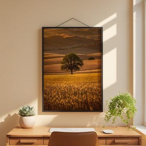 Arte paisajístico de la Toscana / Póster de colinas onduladas / Impresión de una campiña dorada imagen 1