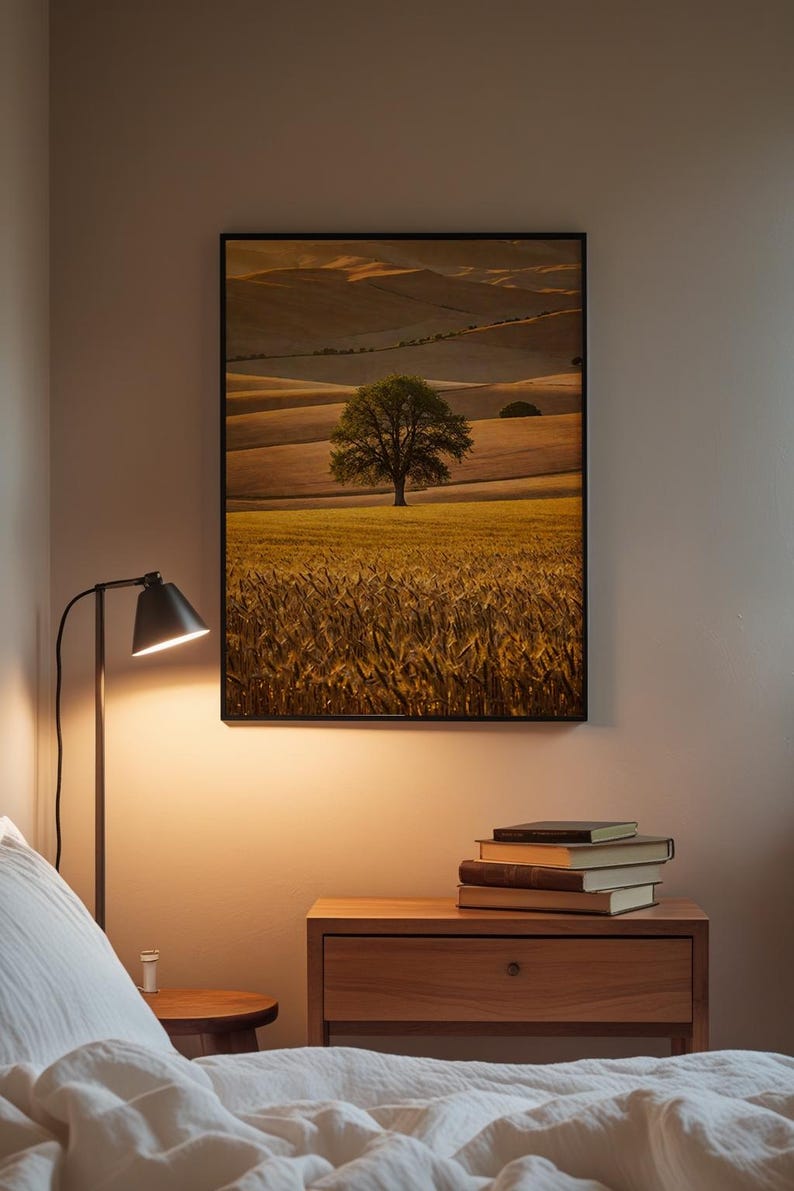 Arte paisajístico de la Toscana / Póster de colinas onduladas / Impresión de una campiña dorada imagen 3