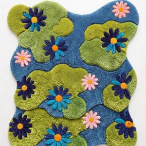 Alfombra de lana tejida a mano: estampado botánico de hojas verde oliva, alfombra floral de estilo bohemio de mediados de siglo.