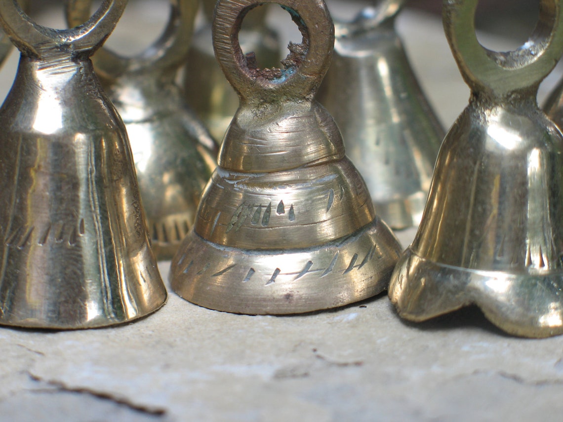 5 small brass bells for your DIY projects 2530mm Etsy