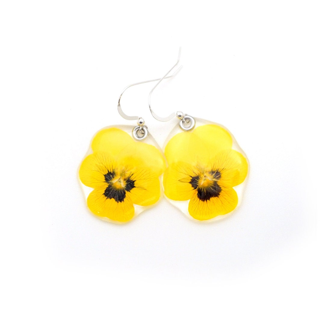 Sonoma custom handed with pansy and daisy embellishments shipping about Feb 25 main image 0