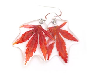 Gardening Gift, Pressed Dried Flower, Pressed Leaf, Leaf Earrings, Botanical Jewelry, Nature Inspired, Hostess Gift, Real mini maple