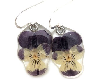 Gardening Gift, Pressed Dried Flower, Flower Earrings, Botanical Jewelry, Nature Inspired,Hostess Gift, Purple Johnny Jump up earrings
