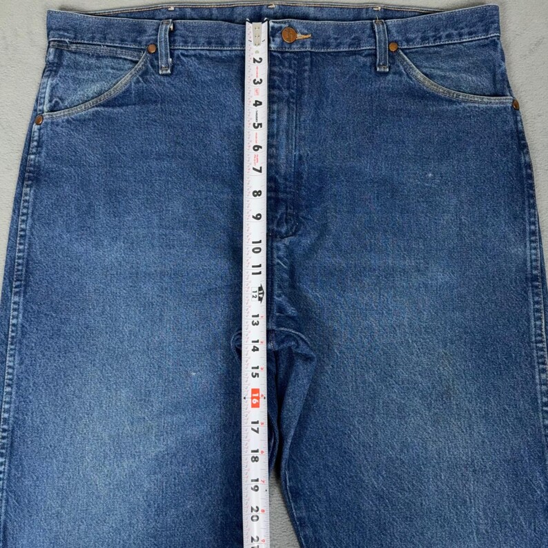 Vintage Wrangler 13MWZ Cowboy Cut Original Fit Jeans Blue Denim Men's 40x32 image 10