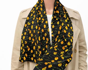 Bufanda de seda negra con estampado floral de Roberto Angelico, accesorio vintage para el cuello de mujer (Hecha en Italia)