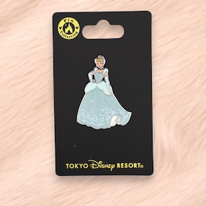 strapless open back dress Disney's Enchanting Princess Rapunzel FiGPiN