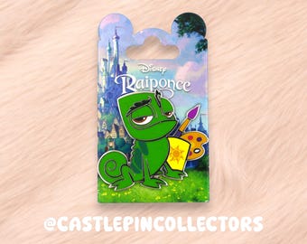 Broche Disney Pascal Enrolados - Broche de esmalte do Pascal artista com paleta de pintura - Disneyland Paris Raiponce - Broche do Pascal Camaleão Rabugento