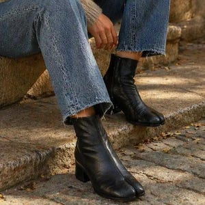Black Leather Tabi Boots – Split Toe Chunky Heel Ankle Shoes