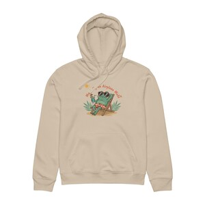 Relaxing Frog Drummer Hoodie | Beach Illustration, 'Weekend on Airplane Mode' Bild 5