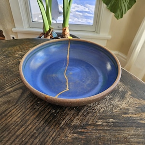 Kintsugi-kom, gouden afwerking, traditionele techniek