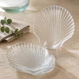 Set of 4 Vintage Arcoroc France Scallop Shell Plates, Frosted Glass Seafood Dishes
