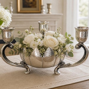 Candelabro vintage Leonard de plata con cuenco floral / Centro de mesa para bodas