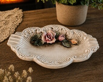 Cenicero vintage Capodimonte Rose / Plato floral de porcelana italiana / Bandeja de tocador estilo cottagecore / Hecho en Italia