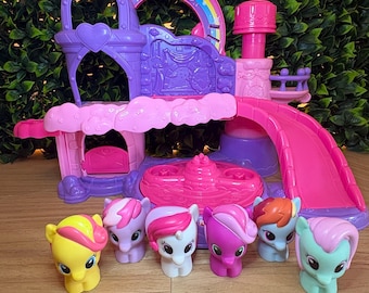 My Little Pony Playskool Friends Musical Celebration Castle with 6 Ponies