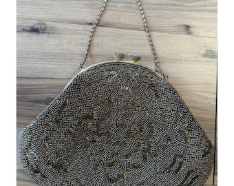 Vintage Hong Kong Pärlpärlad Aftonväska Brun Kuvertväska med Strass och Kiss Lock-kedja