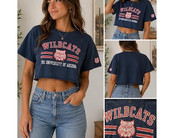 Camiseta vintage de los Wildcats de la Universidad de Arizona, talla grande, corta, estilo universitario desgastado.