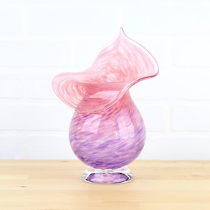 Hand Blown Glass Art Jack in the Pulpit Vase