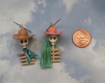 Western Couple Day of the Dead Skull Earrings