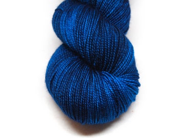 Fingering Weight, "Peacock" Merino Wool Superwash Yarn, 4 oz, machine washable yarn