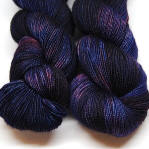 Fingering Weight, Old Country Merino Wool Superwash Yarn, 4 oz, machine washable yarn image 2