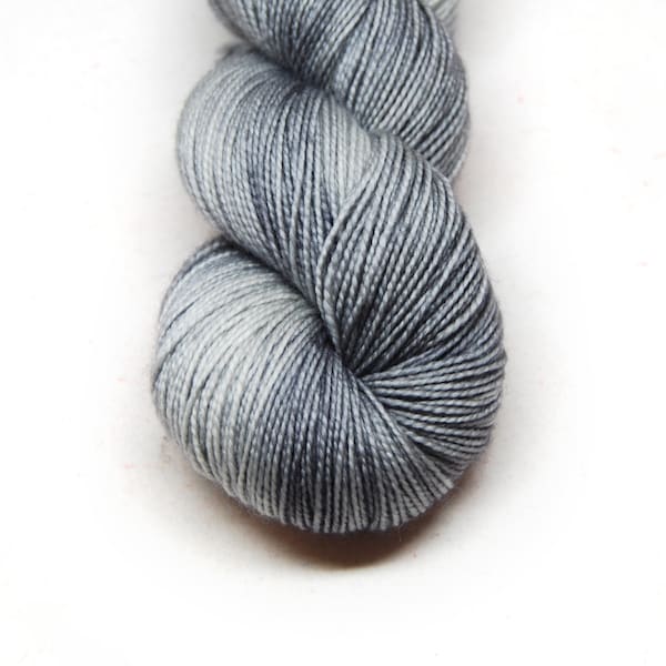 Poids de doigté, « Spanish Moss » Merino Wool Superwash Yarn, 4 oz, fil lavable en machine