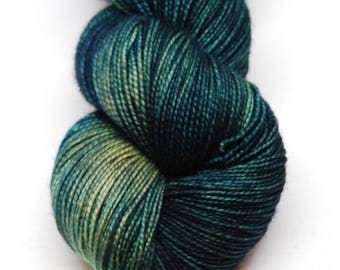 Fingering Weight, "Traveling Riverside" Merino Wool Superwash Yarn, 4 oz, machine washable yarn