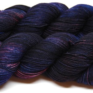 Fingering Weight, Old Country Merino Wool Superwash Yarn, 4 oz, machine washable yarn image 3