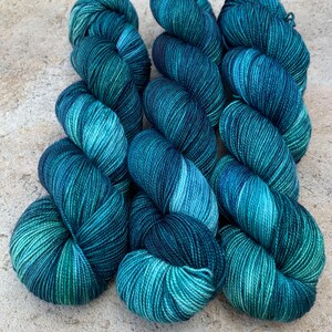 Fingering Weight, Teal Me Merino Wool Superwash Yarn, 4 oz, machine washable yarn image 3