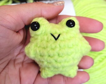 Adorable Little Crochet Frog Keychain