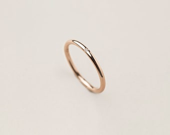 Zarter Diamant Verlobungsring in Rosegold, small diamond ring