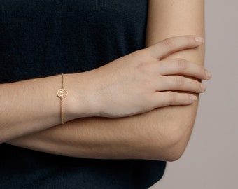 Nachhaltiges Armband Aino in Gold, Knebelverschluss Armband Gold,