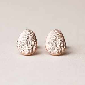 Pebble earrings Amia in rosegoldplated silver, earrings studs rosegold, oval earrings, button earrings, gifts for her, bridal jewelry image 4