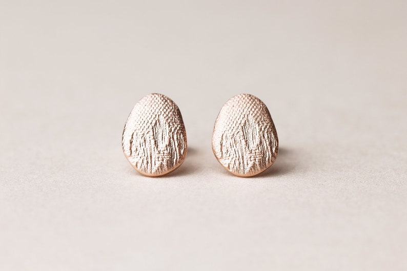 Pebble earrings Amia in rosegoldplated silver, earrings studs rosegold, oval earrings, button earrings, gifts for her, bridal jewelry image 4