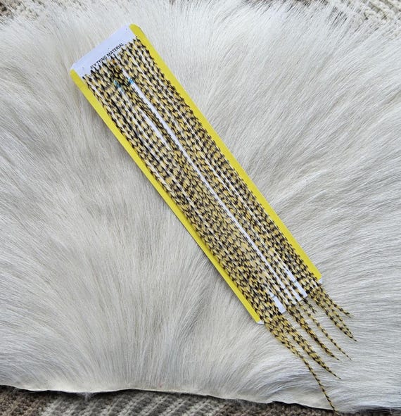 Fly Tying Feather...  Long Whiting Saddle Hackle (Feather) Color, Cream Blonde Grizzly.