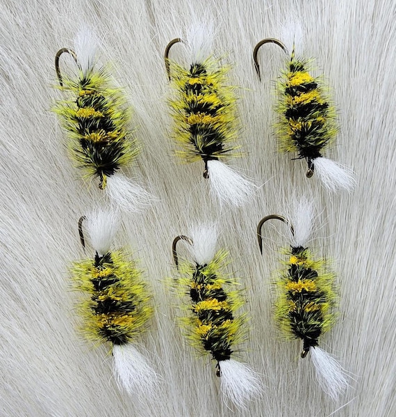 Salmon Flies.. (6) Beautiful Deer Hair Bumble-Bee Bomber.. In our plastic Fly Box.. Made In Canada and Ship From Canada.