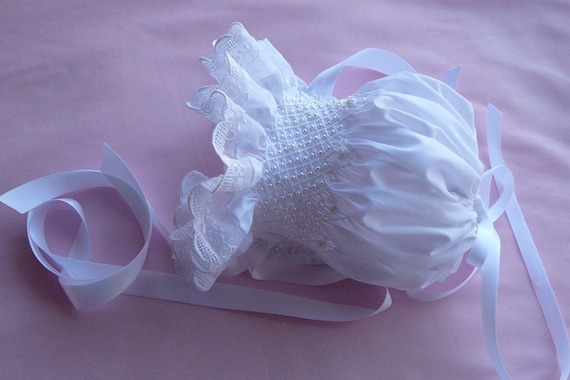 Little Girl Bonnet. The My Collection 2 Hand Smock Bonnet. Hand made in NB, Canada.  Free Shipping.