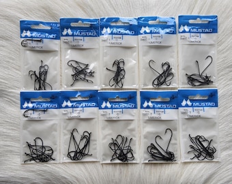 Fly Tying Hook ,, Mustad  #36890 Hook Combo.,,,  Size #2-4 ,, Black Up-Eye  Made in Norway..  (10) hook per pack..  (10) pack combo.